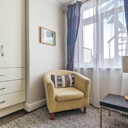 New Steine Apartment - Sea View - By Brighton Holiday Lets Екстер'єр фото